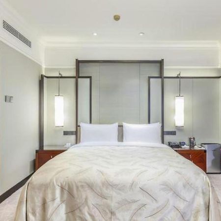 Shijiazhuang International Building Hotel Exterior foto